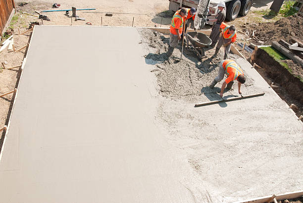 Best Commercial Concrete Contractor  in Lincoln Park, NY
